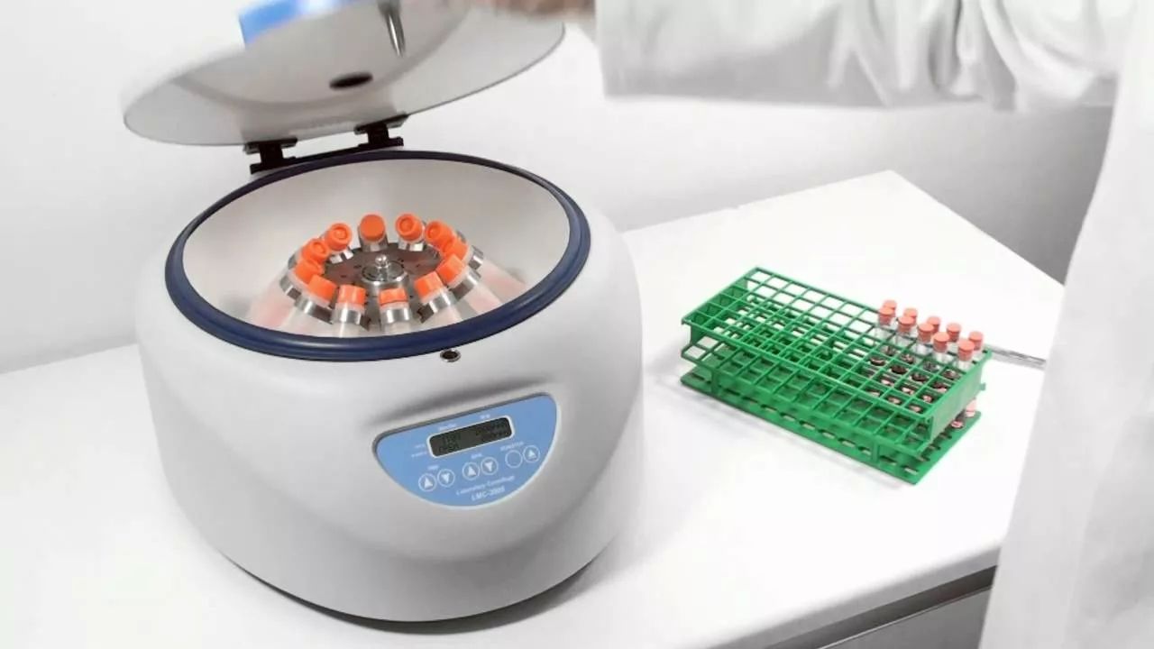 Laboratory Centrifuge: A Complete Guide to Types, Uses, and Maintenance